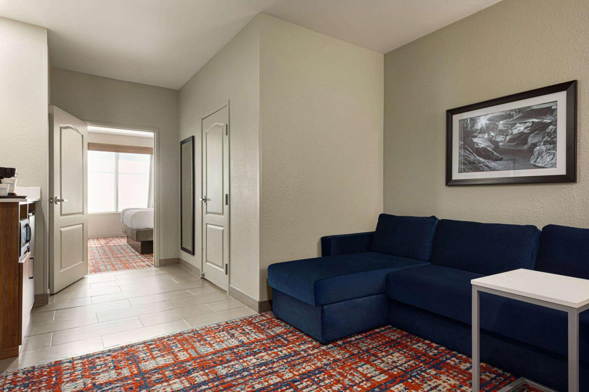 La Quinta By Wyndham Oxford - Anniston Hotel Exterior photo
