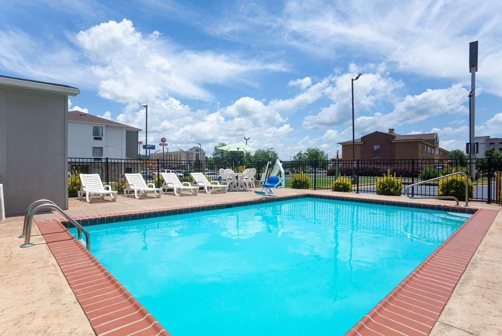 La Quinta By Wyndham Oxford - Anniston Hotel Facilities photo