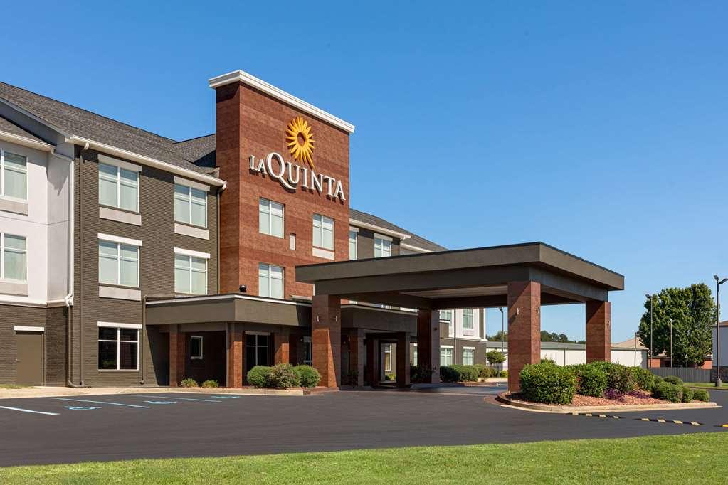 La Quinta By Wyndham Oxford - Anniston Hotel Exterior photo