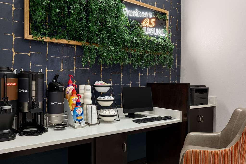La Quinta By Wyndham Oxford - Anniston Hotel Facilities photo